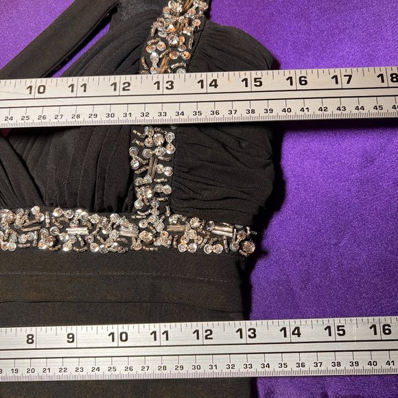 📌Betsy & Adam Look at the backside.....Great looking Prom - Ball - Formal Dress - Picture 14 of 16